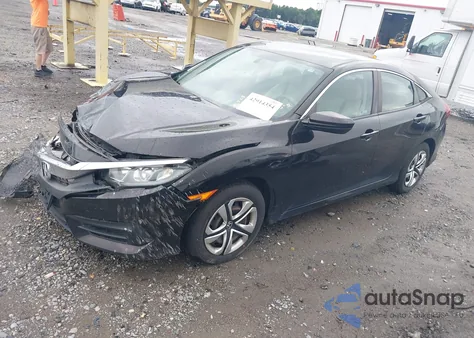 2018 Honda Civic Lx z USA, uszkodzony, nr VIN 19XFC2F57JE201001
